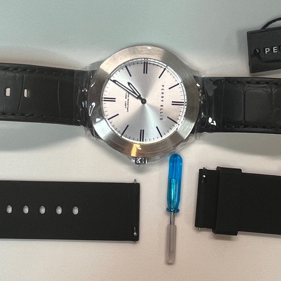 Watch 46mm Steel Case 10ATM Water Resistant. NEW - Picture 3 of 7